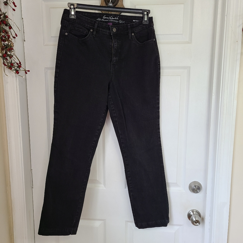 (578) Gloria Vanderbilt Woman's All Around Slimming Effect Jeans, Size: 10